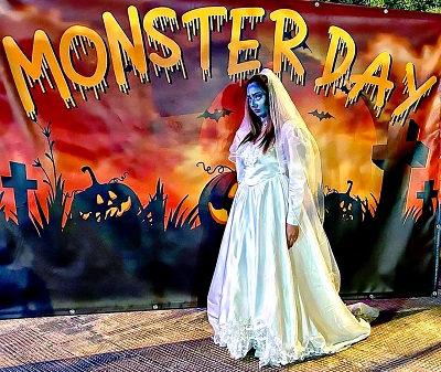 Monster day – performer_pe